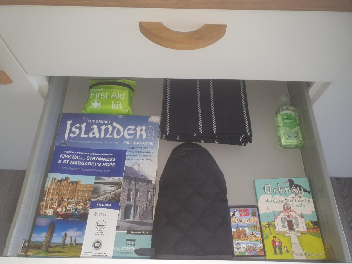 Self Catering. Maydene. Holm. Orkney, Scotland. Nether Button Esterno foto